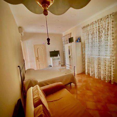 ナポリ Casa Di Nonna Mia Bed & Breakfast エクステリア 写真